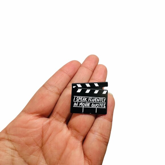 ⭐Movie Set Clapboard Enamel Pin Speak Fluently In Movie Quotes Brooch Black New⭐ - Picture 2 of 6